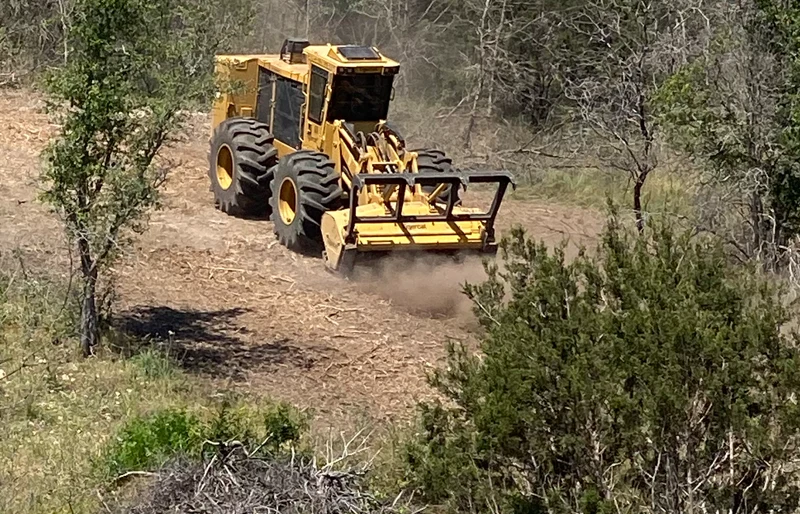 cedar-mulching-and-brush-clearing-services